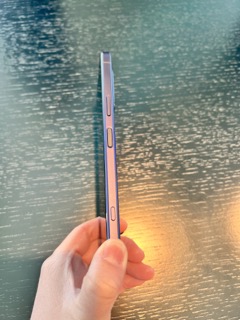 Xperia5 Ⅳの右側面