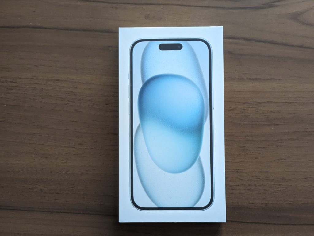 iPhone 15　外箱