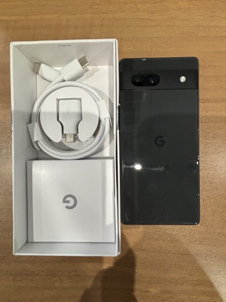 pixel 7a 箱の中身と本体