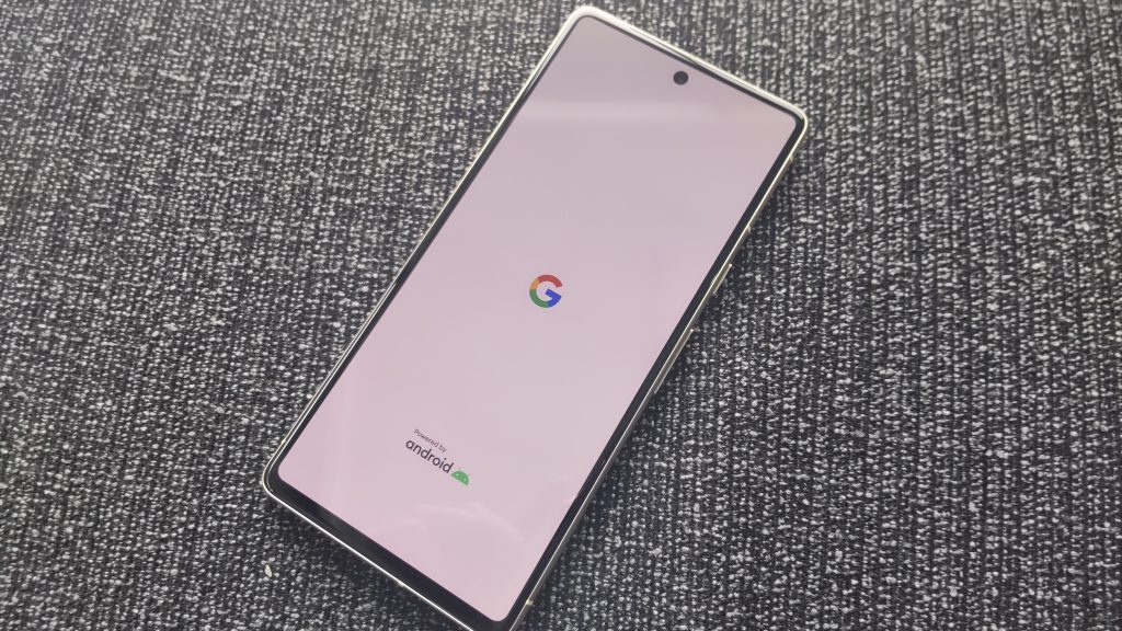 Pixel 7のフルスクリーン