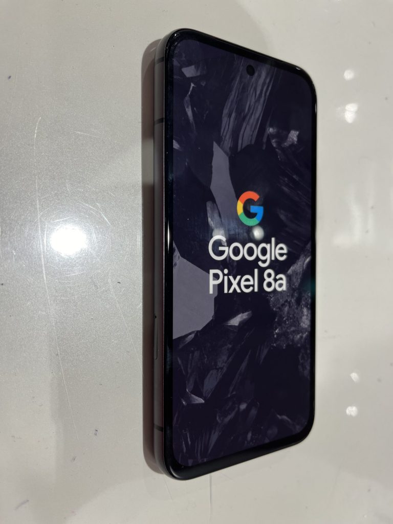 Google Pixel 8aの外観