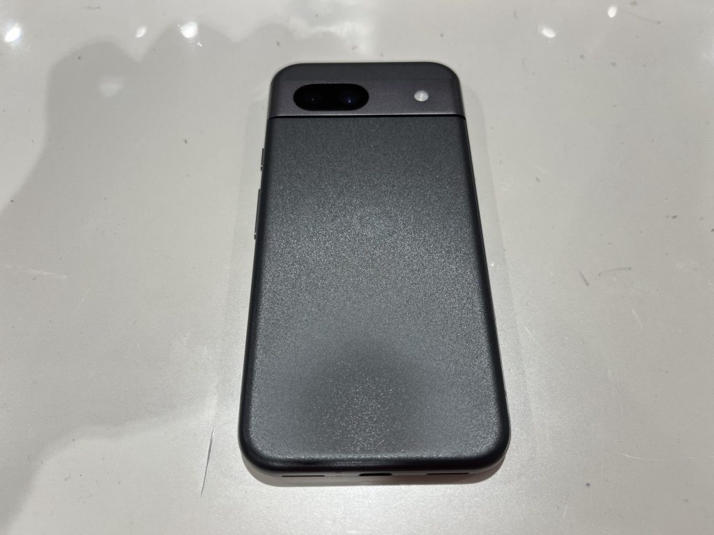 Google Pixel 8aの外観