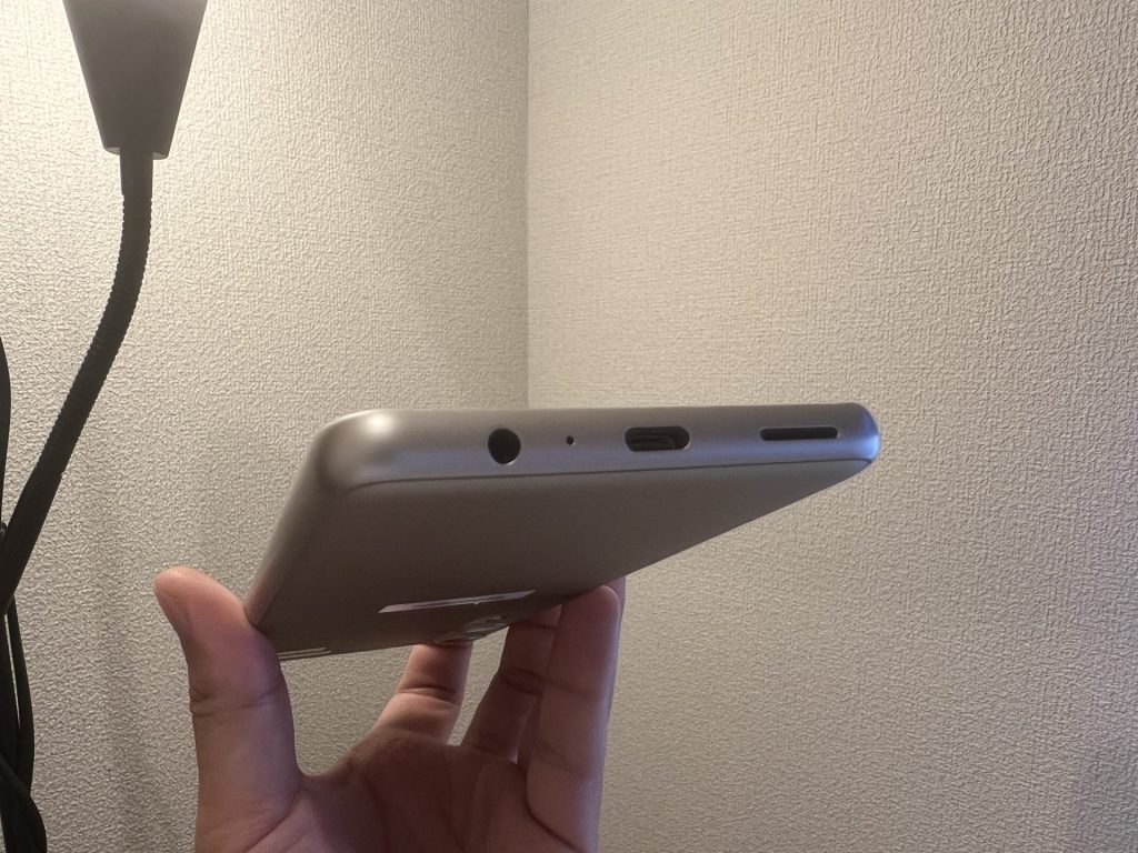 arrows We2 Plus M06のイヤホンジャック